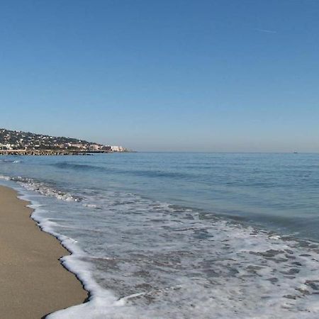 Aparthotel Domitys Le Ruban d'Azur à Sète Extérieur photo